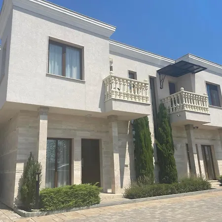 Villa Majestic Pomorie Park Szarafovo