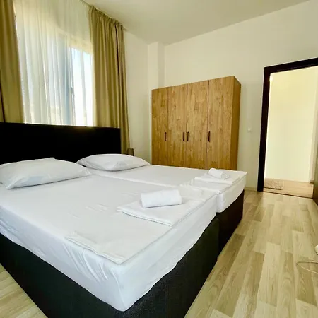 Majestic Pomorie Park Villa Szarafovo